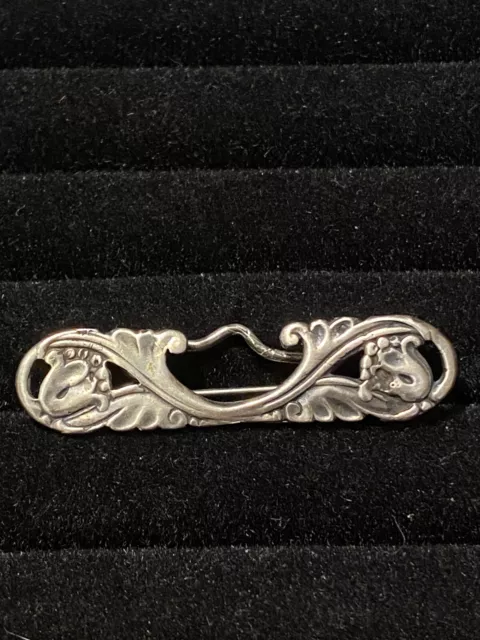 Antique 1890s Art Nouveau Brooch Sterling Silver “C” Clasp Double Fastener