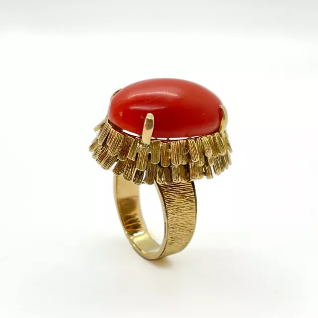 Mid-Century Modern 14K Yellow Gold Bark Texture Skirted Ring w/ Oval Red Coral
