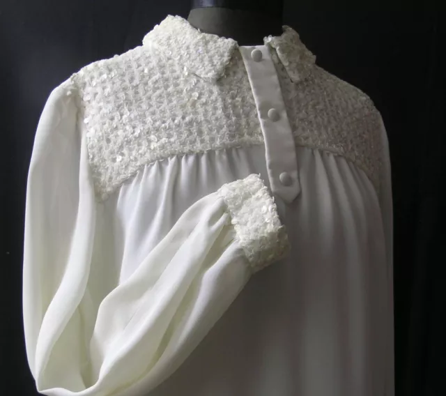 Schickes Vintage Kleid 60er Jahre weiß mit Pailletten Gr. 38/40 ein Fink Modell