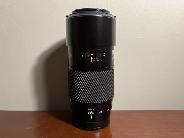 Minolta 70-210mm f/4 AF "Beercan" Zoom Lens for Minolta Maxxum/Dynax a Mount