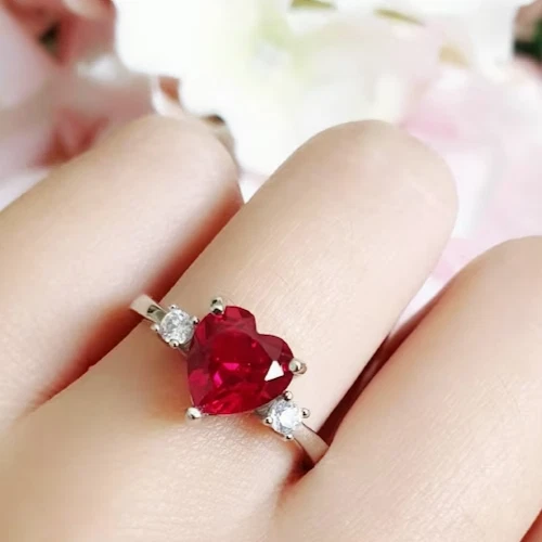 Forme Coeur Véritable Labo Grown Rubis Bague de Fiançailles, Naissance Promesse