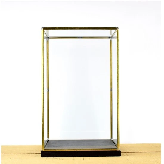 Grand miroir mural rectangulaire avec cadre à profil demi-rond en laiton massif En vente sur