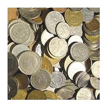 Assorted Bulk World Coins 3 Pounds 270 to 330 Coins