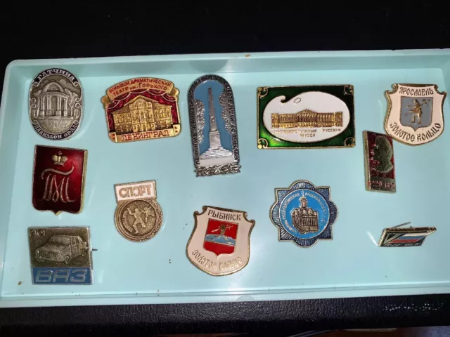 Russia USSR Pins Badges Medals Lot of 12 all different AUTO FENCING & CASE