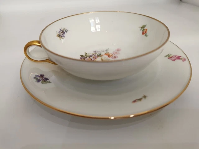 1906 XIXème 7 Tasses et 7 sous-tasses Limoges siglée Au Lion Rouge motif Floral