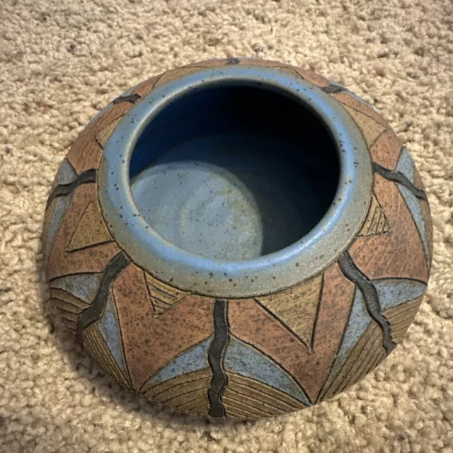 Mary Tuttle Studio Art Pottery Squat Vase Small Native Southwest Style Signed