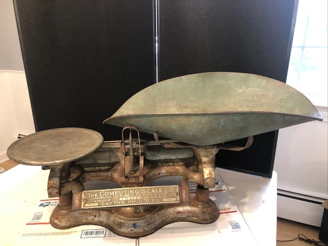 1900s Computing Scale, made by "The Computing Scale Company, Dayton, Ohio, USA i 1900s Computing Scale, made by "The Computing Scale Company, Dayton, Ohio, USA i