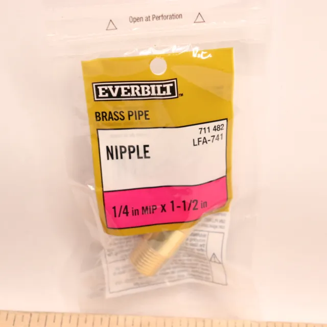 Everbilt MIP Nipple Fitting Brass 1/4" x 1-1/2" LFA-741