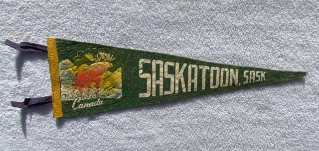 Vintage Saskatoon Saskatchewan Canada Moose Antlers Felt Pennant
