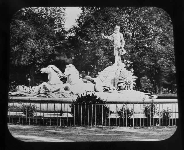 GWW Glas magische Laterne Rutsche MADRIDBRUNNEN NEPTUN C1890 SPANIEN