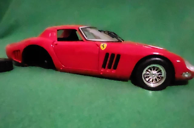 Jouef 1/18 Scale Diecast 48823 - Ferrari 250 GTO 1964 #27