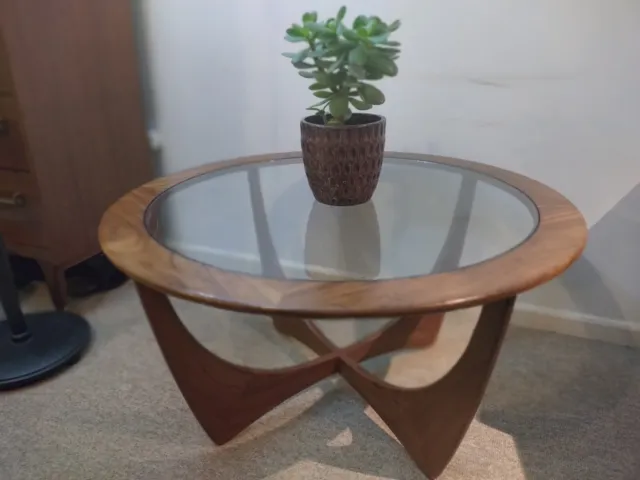 G Plan Astro Round Coffee Table in Teak and Glass, Mid Century 60s Vintage