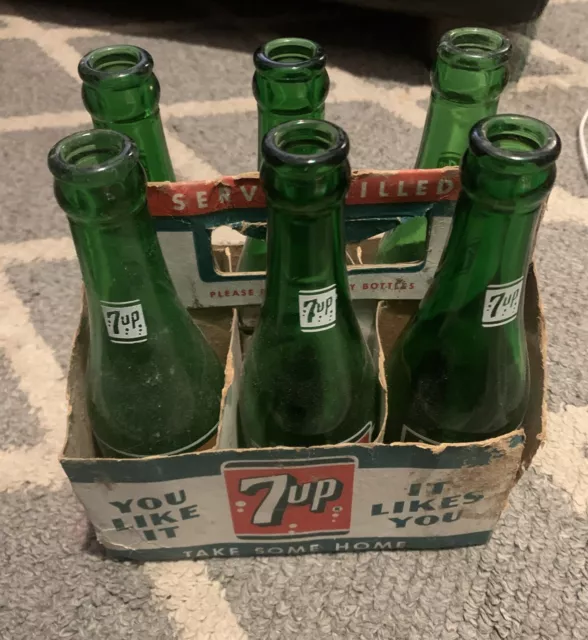 VINTAGE 7up  BUBBLES cardboard Six Pack Soda Carrier Original Vintage