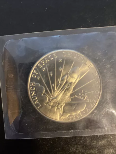 Rare 1988 Launch Of The Space Shuttle Discovery Marshall Islands $5 Coin Token