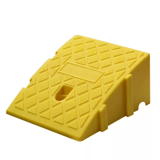 Yellow Curb Ramp Plastic 13cm Height Threshold Driveway Ramp Splicing Anti