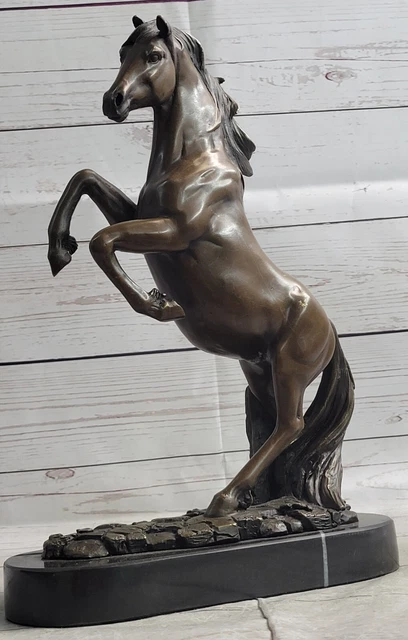 Potente Thoroughbred Caballo Encabritado Bronce Estatua Ecuestre Arte Decoración