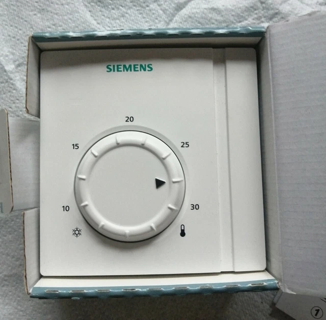 SIEMENS RAA21 ROOM Thermostat - Switching Voltage: 24-250V AC Brand New  Boxed. £20.00 - PicClick UK