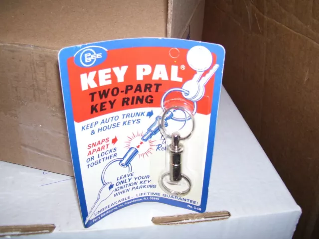 Vintage nos Key-pal Ring snap lock usa Accessory Ford gm chevy Hot rod dodge 89 Vintage nos Key-pal Ring snap lock usa Accessory Ford gm chevy Hot rod dodge 89
