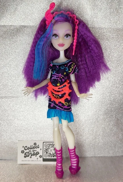 Monster High Electrified Ari Hauntington Daughter of Ghost Doll 2016 Mattel
