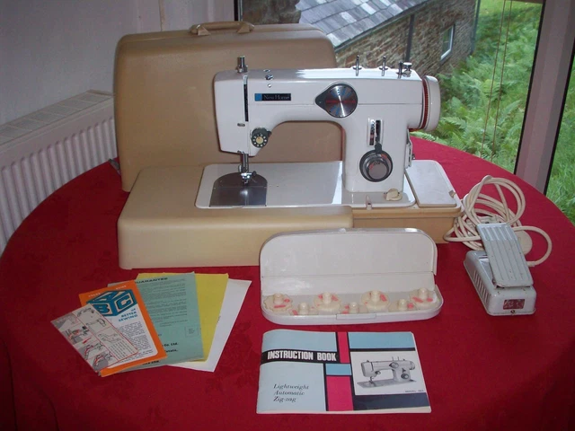 JANOME NEW HOME 663 Auto Zig-Zag Sewing Machine + Cams FAULTY (see ...