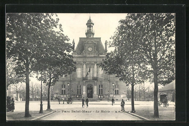 CPA Parc-St-Maur, La Mairie, view from Town Hall