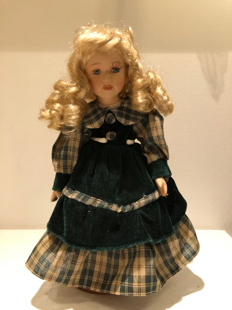 Blondgelockte Porzellankopfpuppe ohne Gemarkung 30 cm groß-Sammlerstück