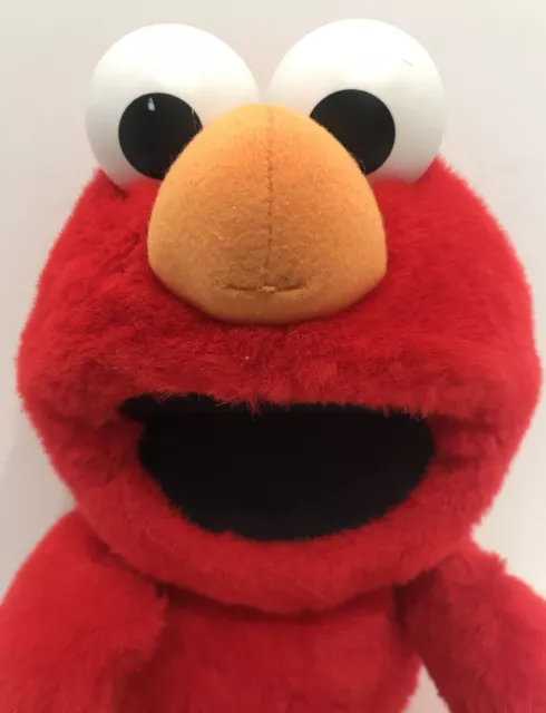 Tickle Me Elmo Plush Toy Shake Giggle 1996 Mattel TM 2007 Mattel 32715