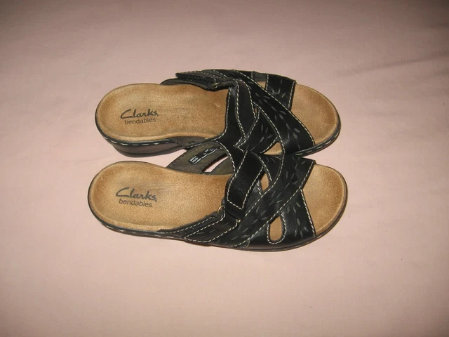 Brand New Clarks Black Leather Sandals / Size 6 M