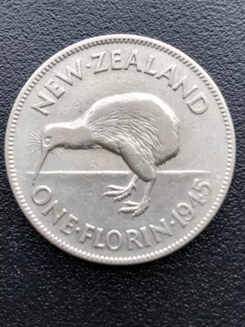 1945 New Zealand One Florin Silver Coin With King George VI. (119)