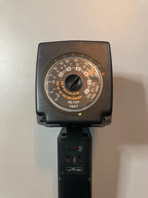 Metz Mecablitz 45 CT-5 Handle Mount Flash w/ 2- AA Battery Holders and Sync Cord 3