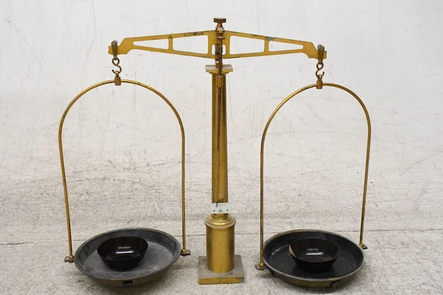 J29G05- Alte Apothekerwaage Messing/ Metall