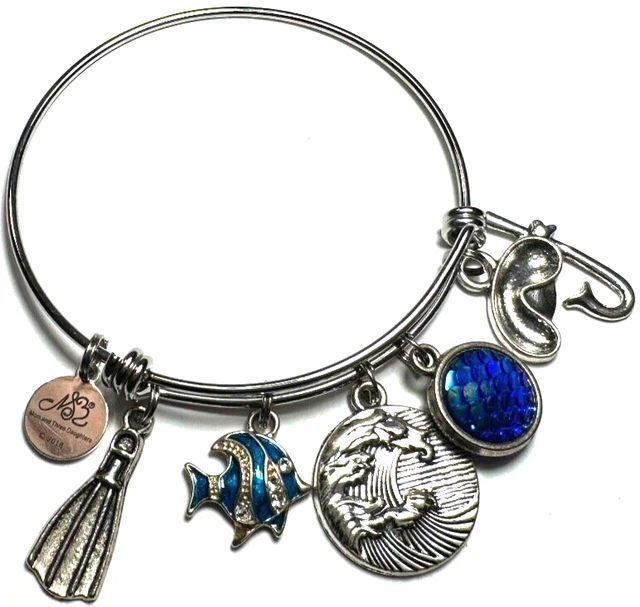Vintage Jewelry Bracelet Mom & 3 Daughters Dangle Mermaid Waves Fish Charms 30