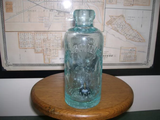 Nice Chicago Illinois Pride Elk Pictorial Aqua Hutchinson Soda Bottle!