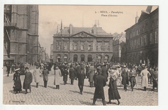 METZ  - Moselle - CPA 57 - Places - Place d' Armes