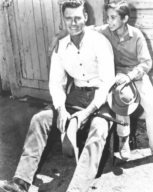 Chuck Connors The Rifleman Johnny Crawford Black And White 8x10 Picture Celebrit