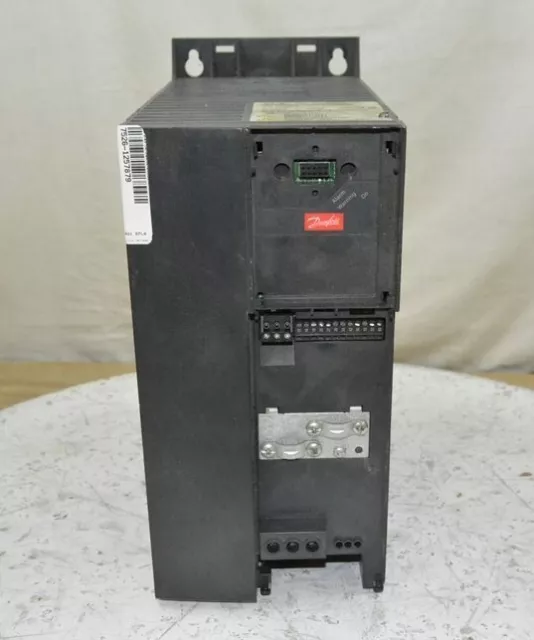 DANFOSS 132F0058 VLT Micro Drive 11 kW 480V SEE NOTES