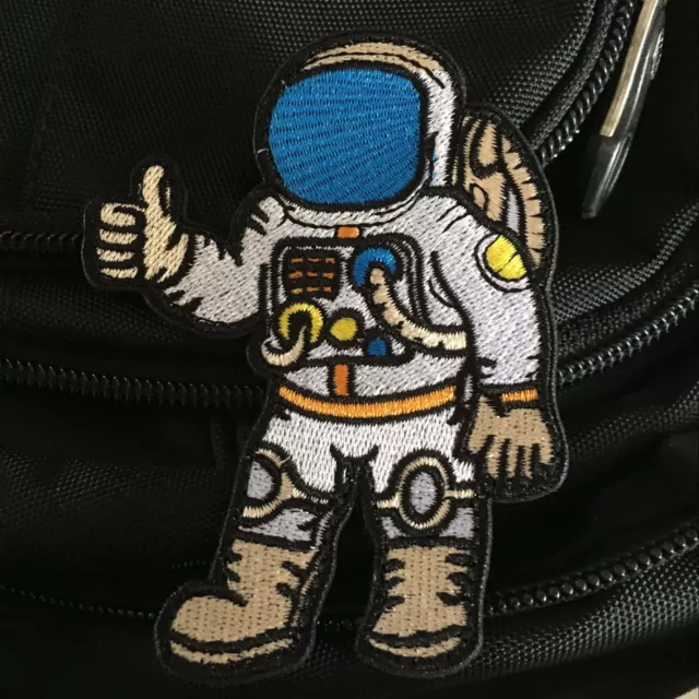 Insigne d'attache à crochet rétro brodé astronaute cosmonaute espaceman