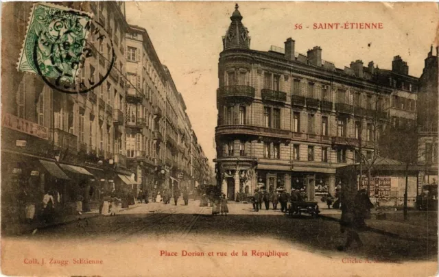 CPA St-ÉTIENNE Place Dorian et rue de la Republique (400047)