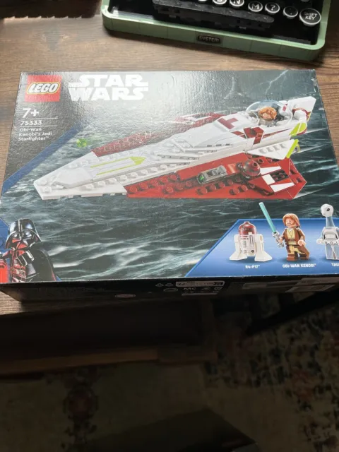 LEGO Star Wars: Obi-Wan Kenobi's Jedi Starfighter 75333 nuovo in scatola spedizione gratuita