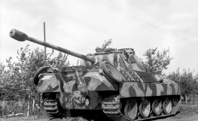WW2 WWII Photo German Panther Ukraine 1943 Pz.KpfW. V World War Two Panzer 4390