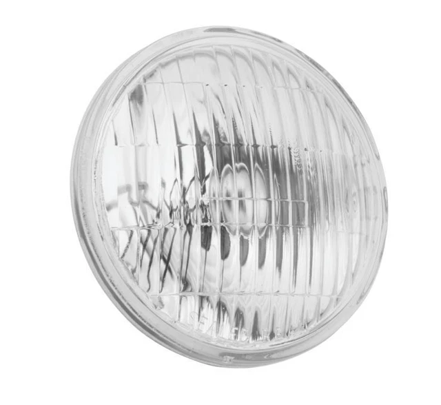 Wagner 6015 Round Sealed Beam Headlights – Pack Of 2 – 7" Round Halogen High/Low (Replaces 6013, 6014, 6016)