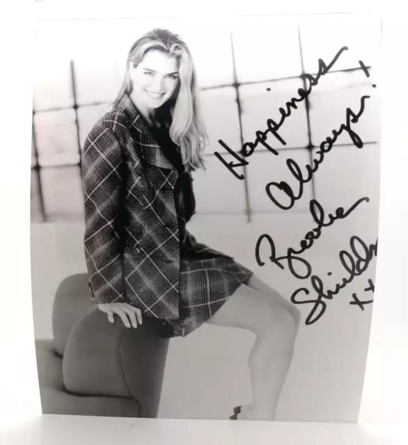Brooke Shields BROOKE SHIELDS SIGNED PHOTO Autographed
