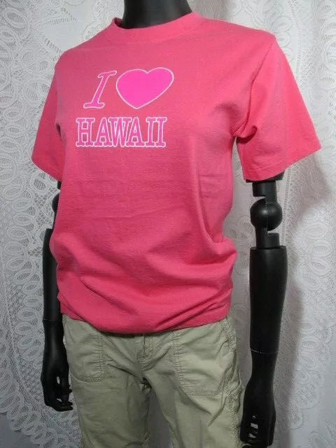 "I LOVE HAWAII" Women Shirt, Size Small