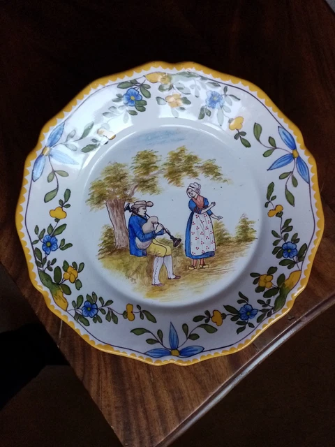 LOT DE 2 Assiettes Charolles Paysan Couple EUR 29,95 - FR