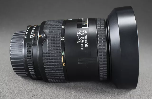 Nikon Nikkor AF 28-85 mm F 3.5-4.5 AF Objektiv Sehr guter Zustand