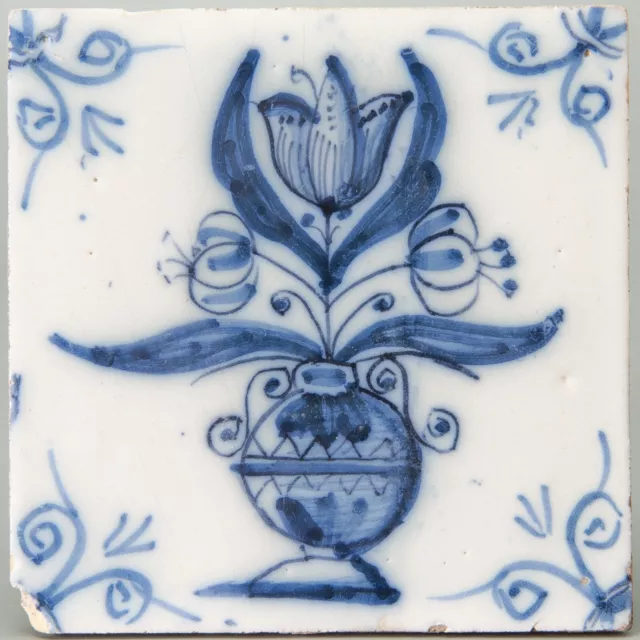 Nice Dutch Delft Blue tile, flowerpot, 18th. century.