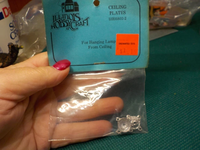 Nip Miniature Dollhouse Ceiling Plates 2 Pack For Hanging Lamps From Ceiling