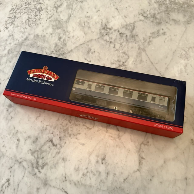 BACHMANN 39 264 Mk1 Restaurant Miniature Buffet Car Rmb Blue Grey bachmann-39-264-mk1-restaurant-miniature-buffet-car-rmb-blue-grey