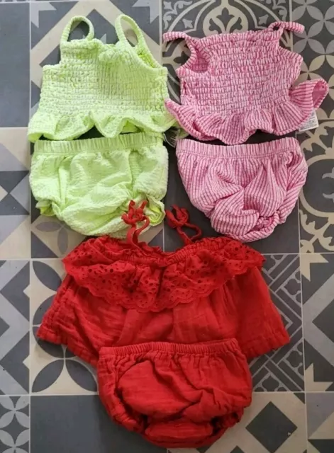 Baby GAP  Girls 6-12 Months Outfits X 3 Sets Vest Tops & Knickers Ruched Design