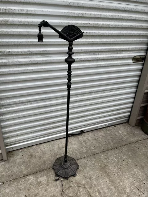 Vintage Antique Art Deco Cast Iron Metal Floor Lamp working